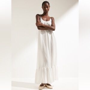 Elegant White Maxi Dress